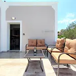 Elpida Santorini Vóthon