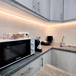 Elpida Santorini Apartament *