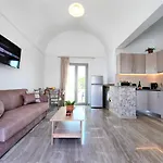 Apartament Elpida Santorini