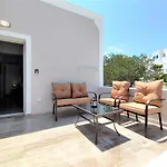 Apartament Elpida Santorini