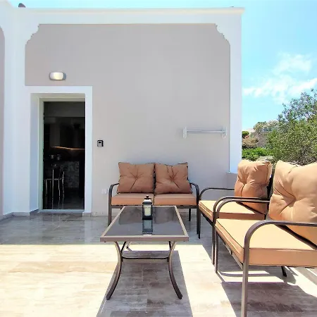 Elpida Santorini Vóthon