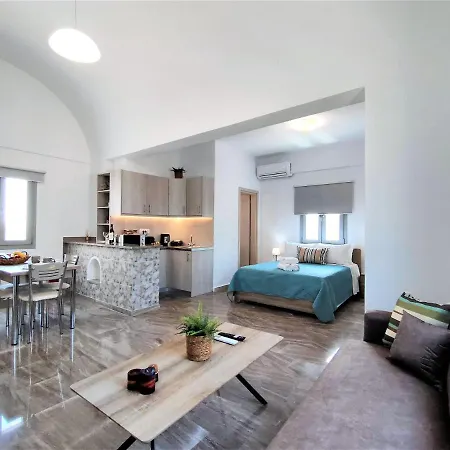 Elpida Santorini Vóthon