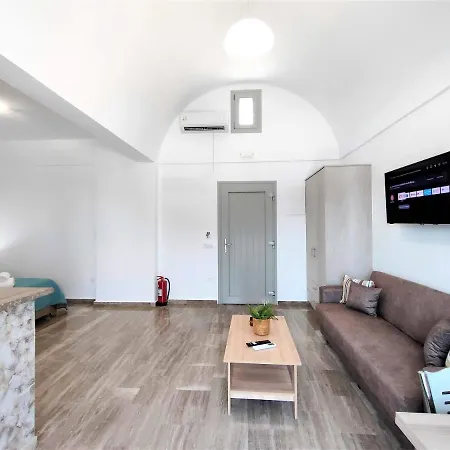Apartamento Elpida Santorini *