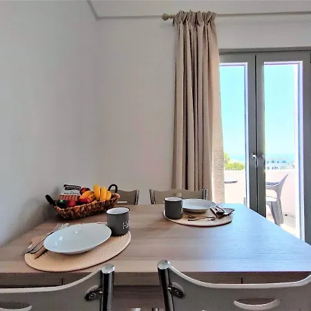 Elpida Santorini Apartment Vothon