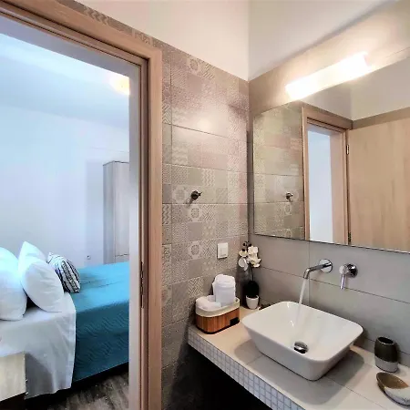 Elpida Santorini * Vóthon