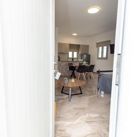 Elpida Santorini * Vóthon