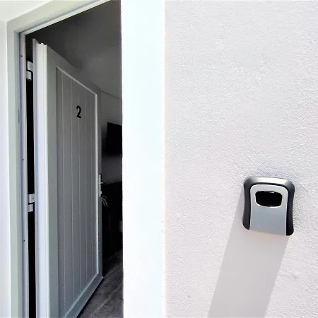 Apartment Elpida Santorini *