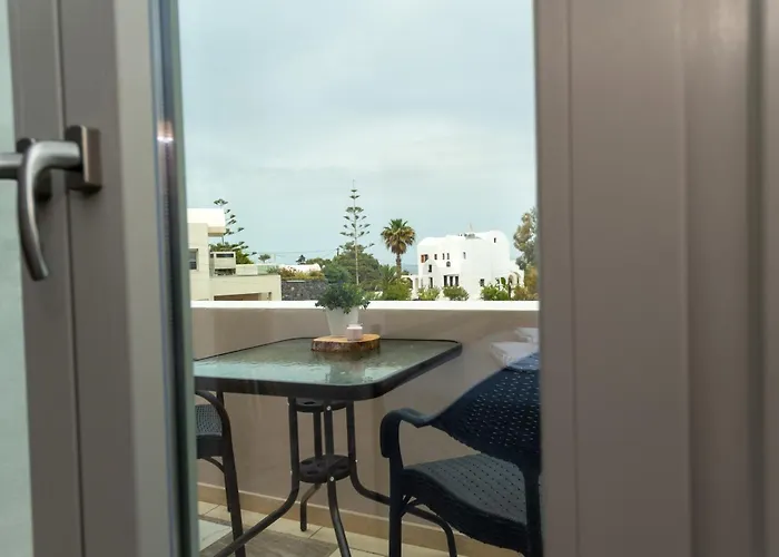 Elpida Santorini Vothon